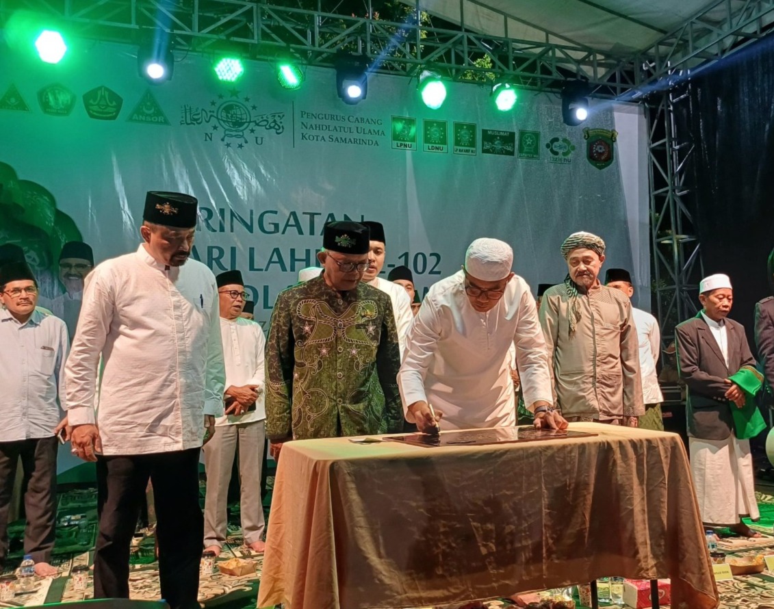 Wali Kota Samarinda, Andi Harun saat menghadiri Harlah NU ke 102.