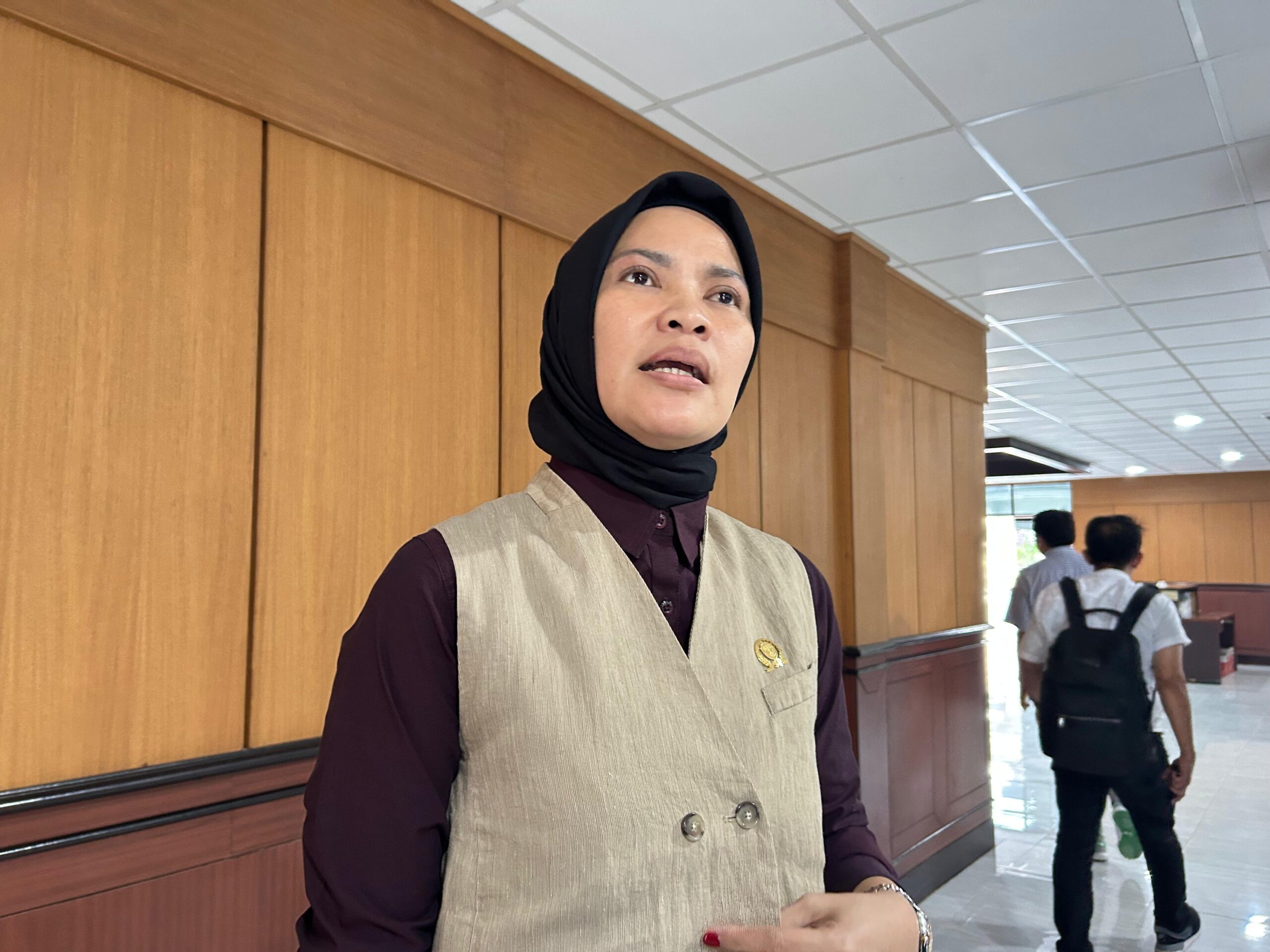 Wakil Ketua DPRD Kaltim, Yenni Eviliana