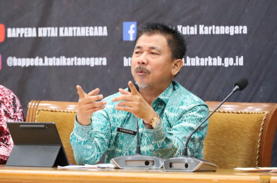 Sekretaris Daerah (Sekda) Kutai Kartanegara (Kukar) Sunggono membuka kegiatan Forum Perangkat Daerah/Lintas Perangkat Daerah Badan Pendapatan Daerah (Bapenda) Kukar 2025.