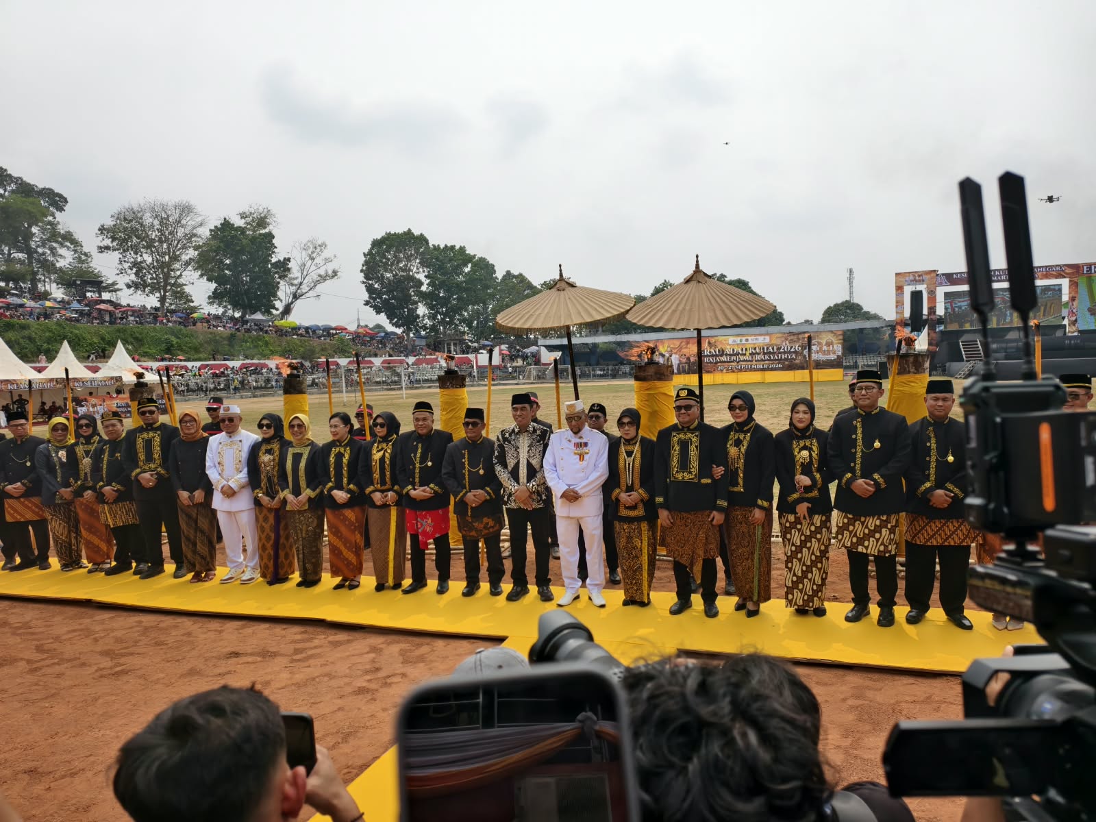 Bupati Kukar saat pembukaan festival Erau 2026. (Voxnews.id)